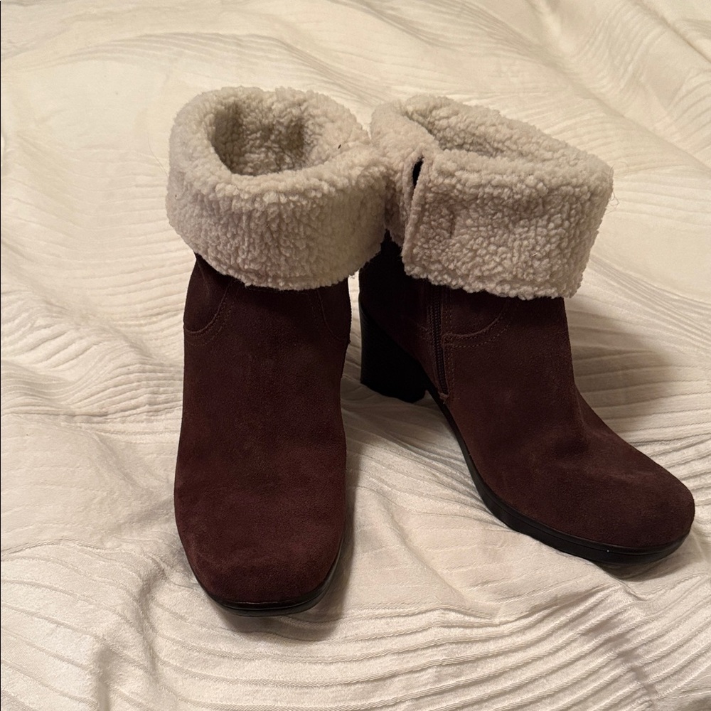 Clarks Dark Brown Ankle Boots with Soft Cream Lining